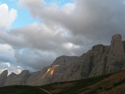 Na Selle zhasínají