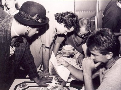 Kryšpínovi luční motýlci hloubají