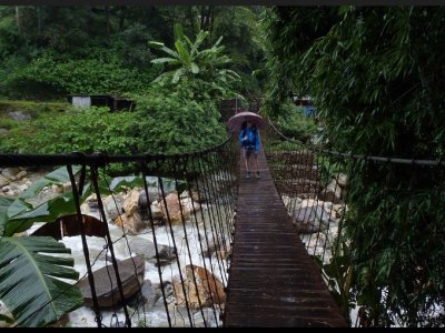 Trek do BC - celý den jdeme v dešti