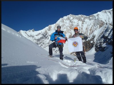 Podvrcholová - Tharpu Chuli - cca 5.650 m, dál se nedostaneme