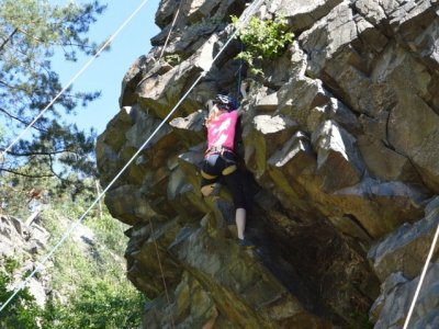 Jíťa v akci na skále