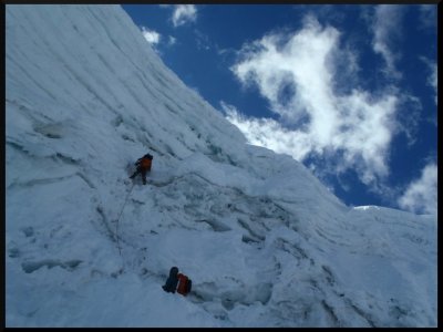Nástup do high campu Alpamayo