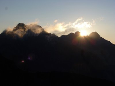 První slunko nad Velkou Studenou.