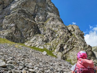 nástup na Petit Cayre, éperon ouest