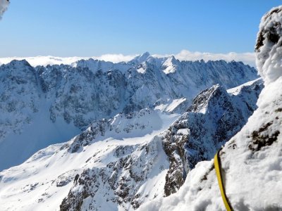 Pohled směr Mengusovská dolina, to nejvyšší vzadu je Kriváň