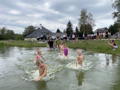 Děti musí do vody taky