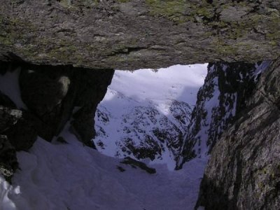 okno v Satanově sedle