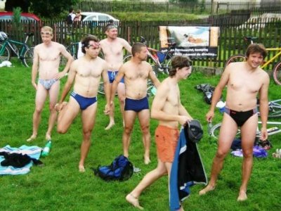 Zatím netuší, jak moc malá-veká jim bude zima