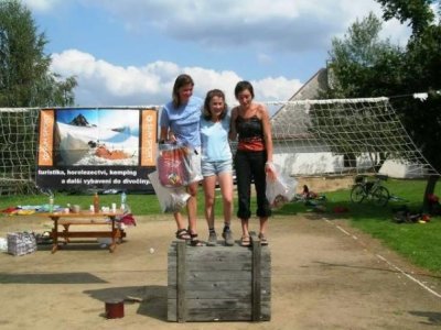 Na stupních vítězů v ženské kategorii