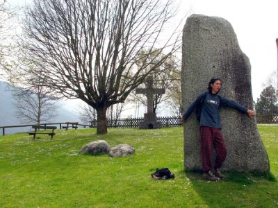 Projekt s dvouprstovou dírkou