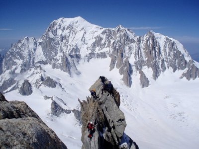 parádní výhled - Peuterey, Blanc, Tacul, vidět je i Grand Capucin
