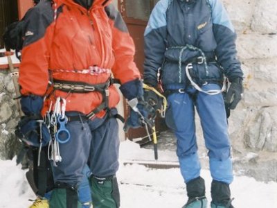 Komiš ve svých kosmických botách