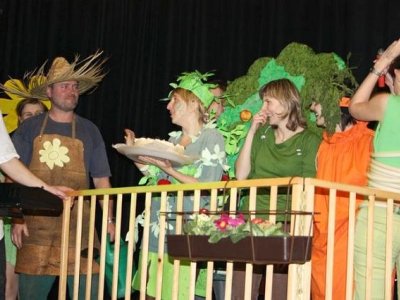 1.místo - hromadná maska Zahrada měla nejvíc hlasů